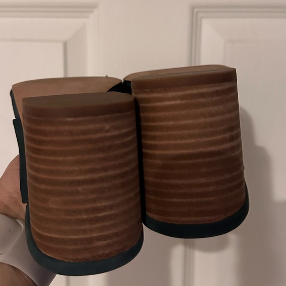 MADEWELL The Sari Crisscross Sandal - NWOT - Picture 5 of 8